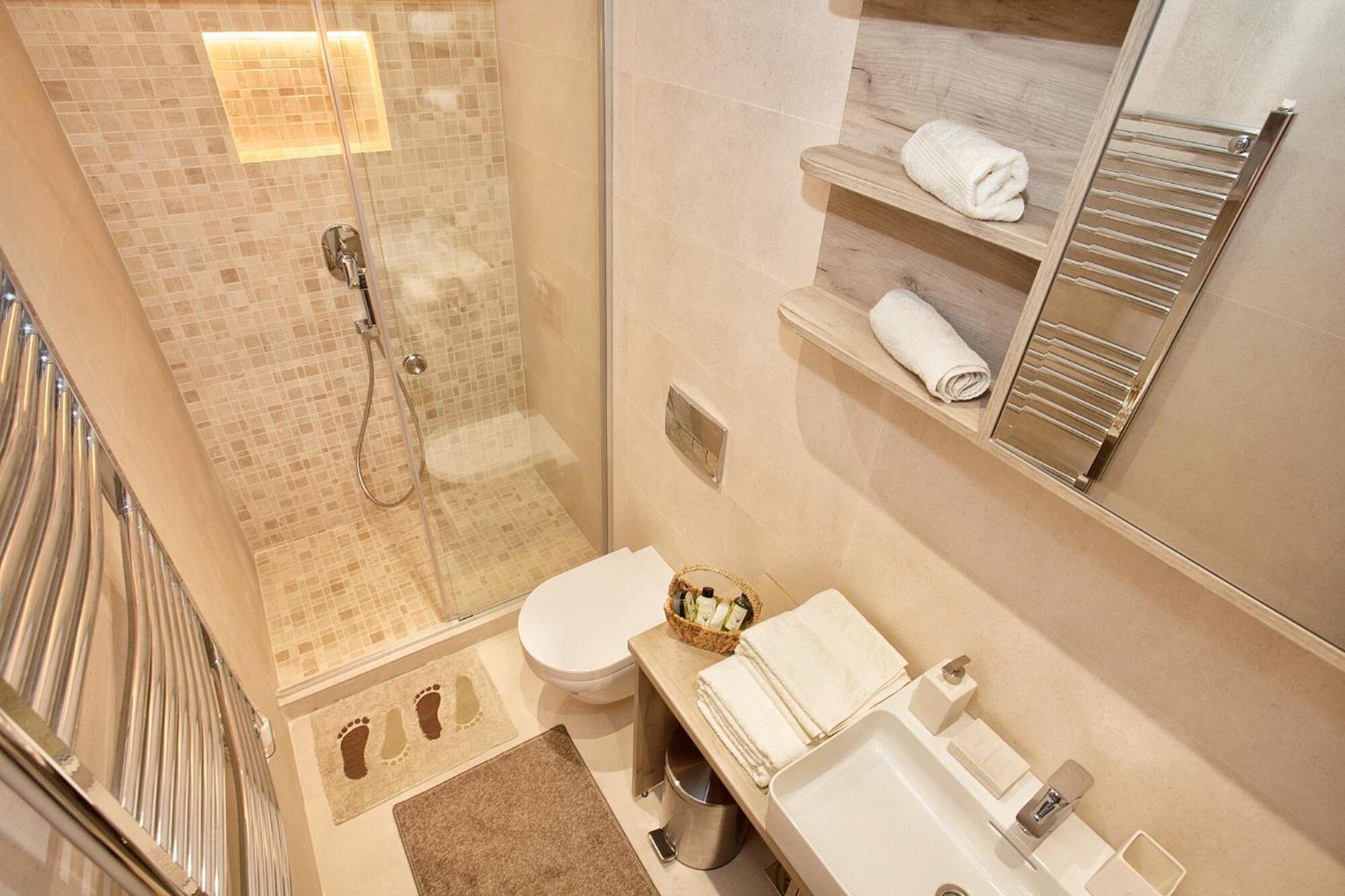 Hostgost Selected Suites - Skadarlija Square Belgrad Exterior foto